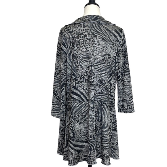 Beechers Brook Ruffle Edge Cardigan Silver and Black with Gold Threading Size XL - Picture 7 of 10